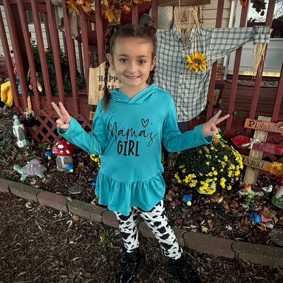 Remember to bundle and save!!❤️❤️ - Picture 1 of 2